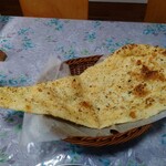 The Kitchen&CAFE - ガーリックナン