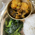 ネパーリ クイジン ナマステ レストラン - タルカリ、サーグ