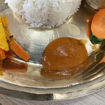 ネパーリ クイジン ナマステ レストラン - アチャール、チャトニ、生野菜