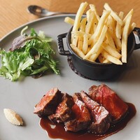 DINING & BAR TABLE 9 TOKYO - 
