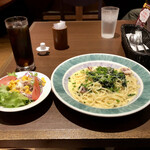 鎌倉パスタ - 料理写真:ほうれん草のやつ