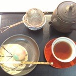 二條若狭屋 - 和菓子とほうじ茶