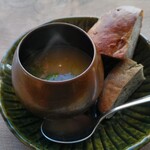 Takibi Dainingu Kafe Haruranna - スープとパン