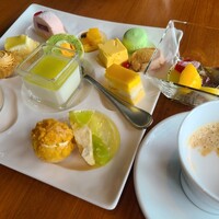 XEX TOKYO / Salvatore Cuomo Bros. - 