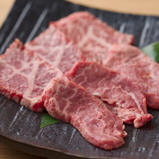 A platter of high-quality meat that brings together popular menu items◎