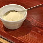 パブリックハウス ブラボー! - アイスクリーム