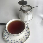 喫茶コンパル - ホットティー（350円）