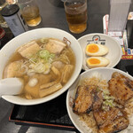 喜多方ラーメン 坂内 - 