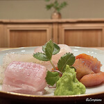 御料理 寺沢 - 星鰈､星鰈の縁側､白烏賊の炙り､閖上産の赤貝の盛込み