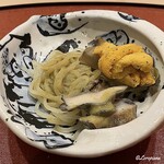 御料理 寺沢 - 鮑の柔らか煮とムラサキ海胆の海鮮涼麺
