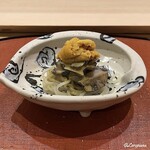 御料理 寺沢 - 鮑の柔らか煮とムラサキ海胆の海鮮涼麺
