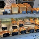 美味しいパンの店 Yamaguchi - 内観