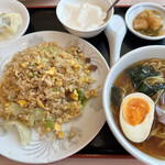 福満楼 - 半ラーメンと半炒飯と水餃子