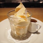 スガハラ - セミフレッド