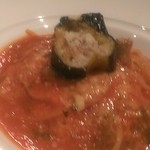 オステリア インクローチ - 牛タンと茄子のトマトソースパスタ