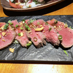 Ajian Izakaya Jalan Baru - 牛肉のタタキ