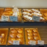 ベーカリーカフェ オニジョルノ - 甘い系のパン