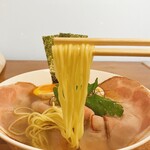 貝と地鶏だしのらぁ麺 ちょろ - 