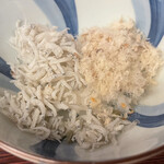 山玄茶 - 5時間炊いた鯛でんぶと釜揚げしらす