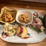 食堂でべこ。 - 