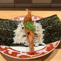 鮨トキドキ串 海老虎 - 海老フライ巻き　
                    素敵なルックス
                    上質な海苔に極上の海老フライ
                    山椒のアクセントが粋です