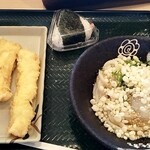 Hanamaru Udon - 