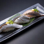 江户前光物3贯组合/Silver Skinned Fish Nigiri 3 pieces