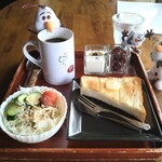 小豆カフェ あんこ - 料理写真:あんバタートーストセット　600円