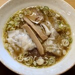 中華そば 弥太郎 - ワンタン麺880円