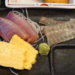 Sakanaya - 魚や 日本橋店 ＠水天宮 魚づくし定食の白身とえんがわの刺身