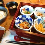 MAMAGOTOYA - 選べるランチ＊惣菜4品￥1,620