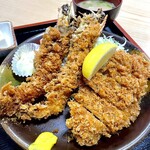 Tonchin kan - ひれかつと大海老フライ定食