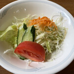 Resutoran Hashi - ドレッシングが野菜の美味しさを引き立てますね