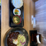 とんかつ和とん - 味噌煮込みロースカツ定食　1480円