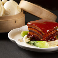 ディェンシュェイカオファン（點水樓特製の豚角煮）