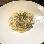 Pasta Piccola due - 鶏ミンチと木の子のクリームソース