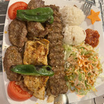 Yıldız Turkish Restaurant & Bar ユルディズ トルコレストラン - 