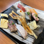 Oishiisushi to katsugyo ryourisakananomamma - 