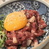 a slice of BEEF ひときれの牛肉 - 