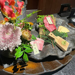 個室 和牛焼肉 吟 難波店 - 