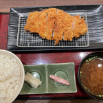 Tonkatsu Shinjuku Saboten Sendai Serubate Rasuten - 