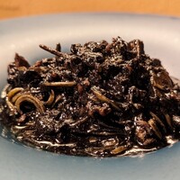 Osteria Falco - イカ墨とイカのパスタ。