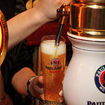 ビリー・バルゥーズ・ビア・バー - 世界各国のビールをお楽しみください☆