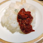 洋食 つばき - お肉のカットがとっても大きいんです！贅沢♡