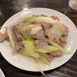 羊香味坊 - ◎ラム肉と長ネギ塩炒め1,320円