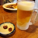 Yuiga Dokuson - 独尊地麦酒 輝（ピルスナー）の生ビール