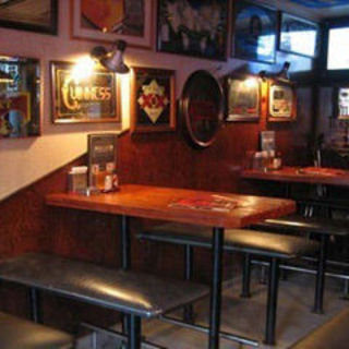 A cozy Beer Bars with a classic and homely atmosphere◎