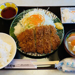 Kodawari Tonkatsu Tayama - 「和風ロースかつ定食（中）」1,680円税込み♫