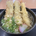 うどん・そば やま信 - ふわふわ竹輪にプリプリ海老天