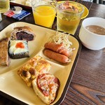 アレーズド・バレ SHIRAHAMA - 料理写真:朝食付きプランの宿泊客だけが食べれる併設カフェのモーニングビュッフェ